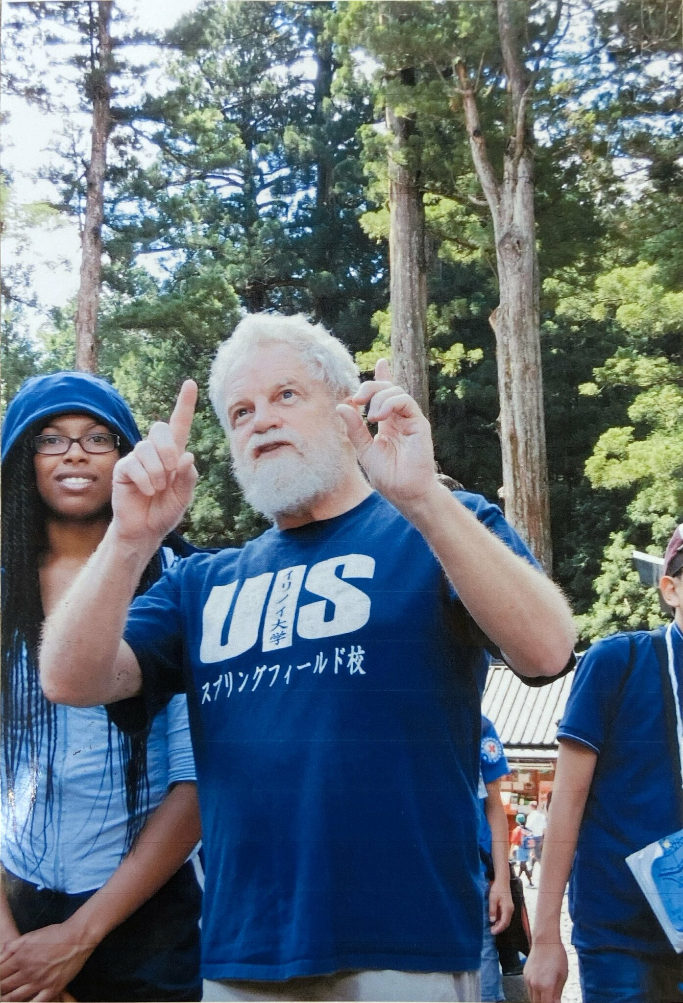 Photo of Jonathan GoldbergBelle with student 