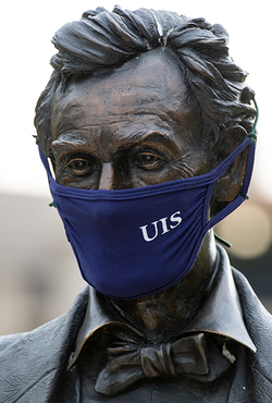 Lincoln wearing mask