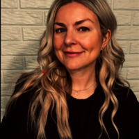 Erin Darnell Headshot