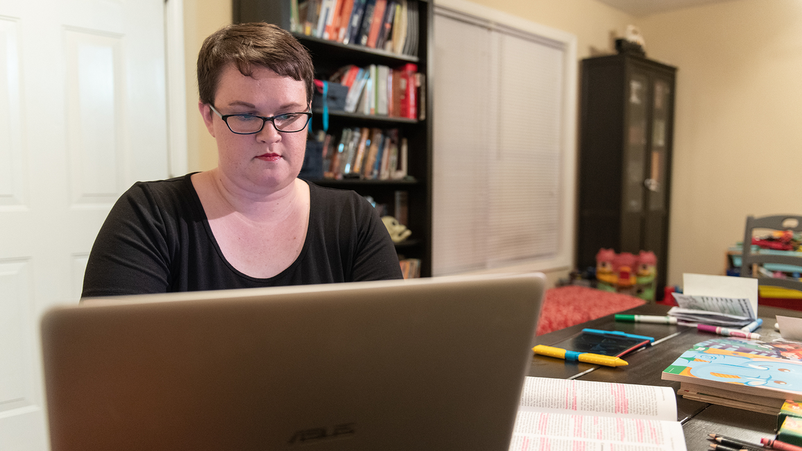 Online student studies on computer