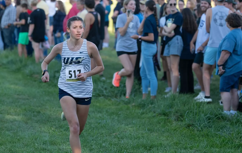 Audrey Wagoner racing cross country