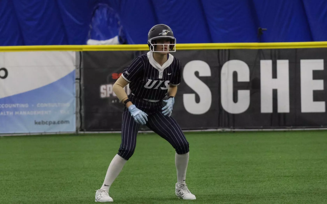 Rosie Bartletti playing softball