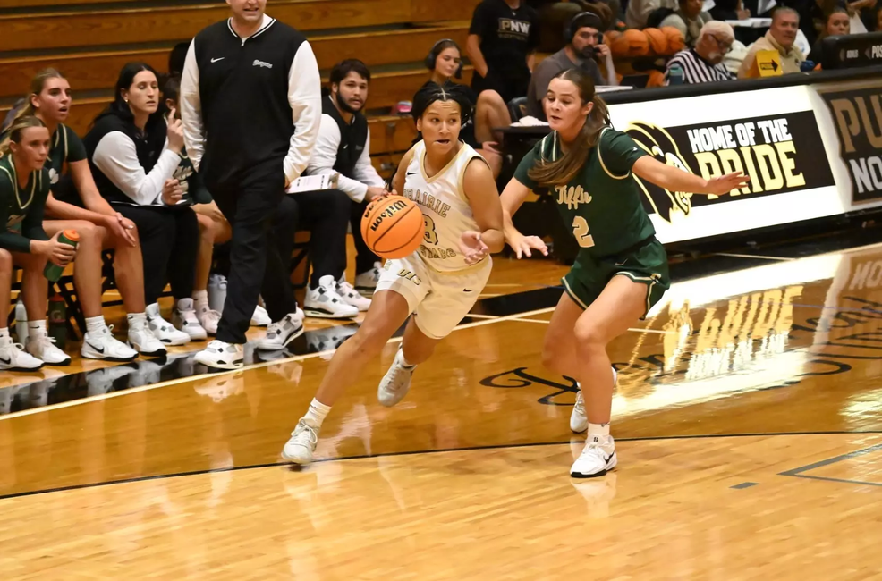 Kayla Rice on offense