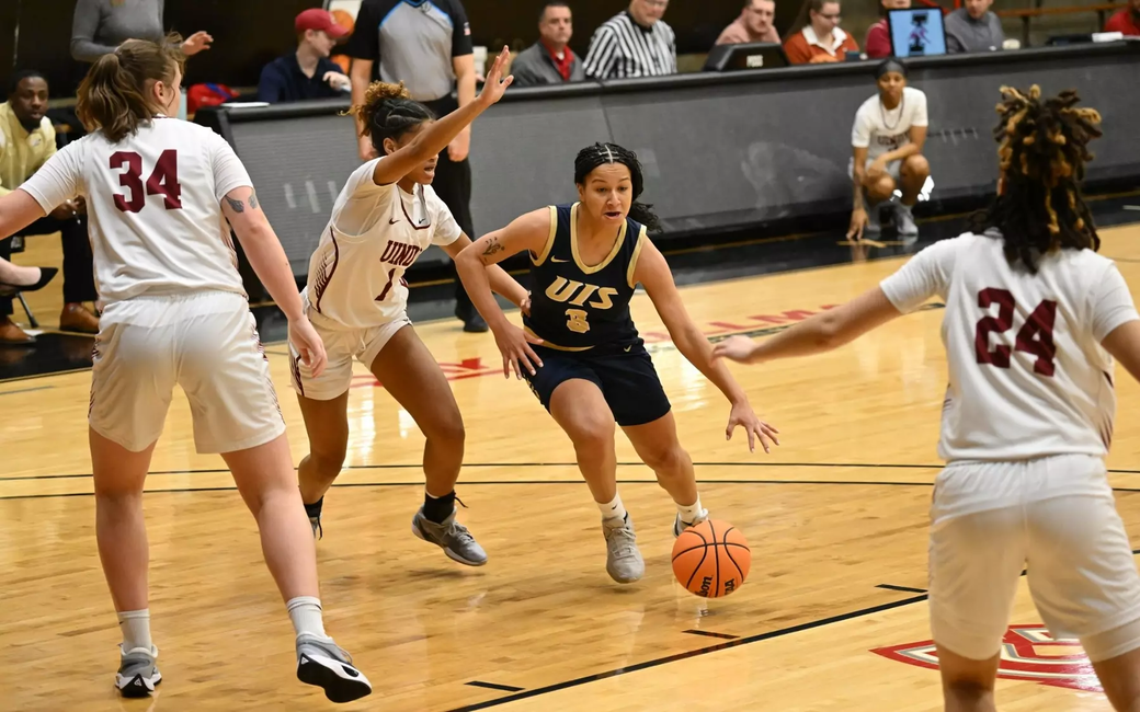 Kayla Rice on offense