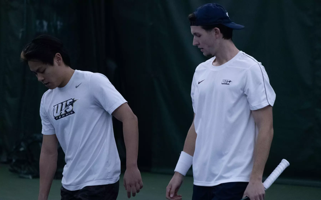 Lin En Tan (left) and Lukas Pieringer (right) between sets 