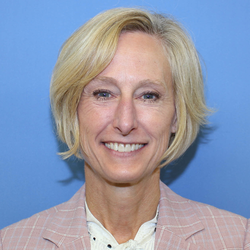 Janet                                                        Gooch
