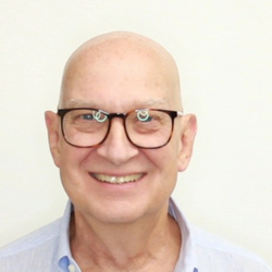 Ray                                                          Lauk