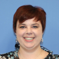 Stephanie Hedge