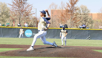 Mark Decicco pitching