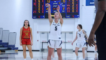 Julia Mingus shooting a free throw