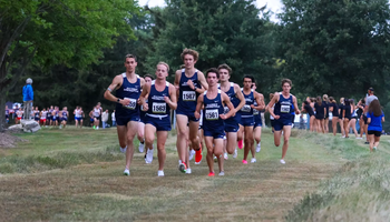 UIS men's cross country pack running at home invitational