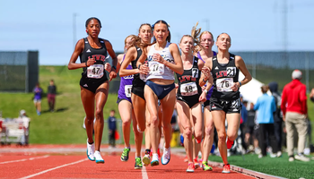 Maddie Miller in outdoor track race