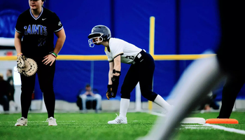 Rebecca Neupauer on first base