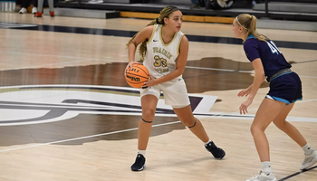 Allysia McDaniel on offense