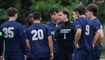UIS men's soccer huddle at half time