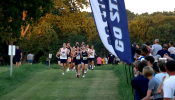 UIS men's cross country leading the pack at Prairie Stars Invitational