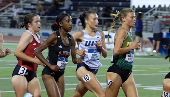 Maddie Miller running outdoor track