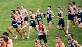 UIS men's XC team starting a race