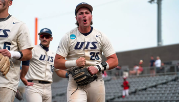 Johnny Wendling celebrates win