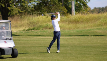 Jake Baldin golfing