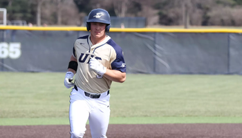 Kaden Griffitts rounded the bases after home run