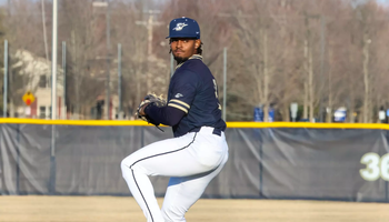 Kyle Tyler pitching