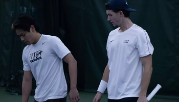 Lin En Tan (left) and Lukas Pieringer (right) between sets 