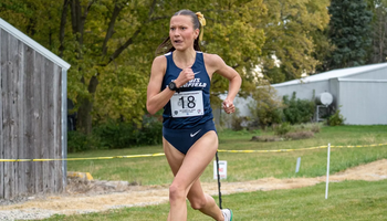 Madelyn Miller-Ross running cross country