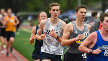Noah Tegeler racing outdoor track