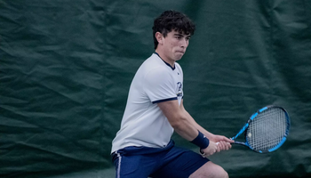 Pablo Herrera playing tennis