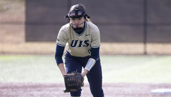 Rosie Bartletti pitching