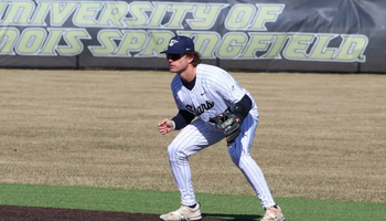 Tyler Thompson playing baseball