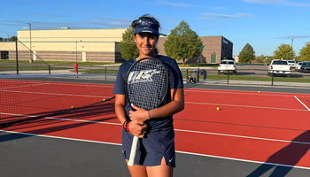 Alisha Deogaonkar on court at ITA Regional