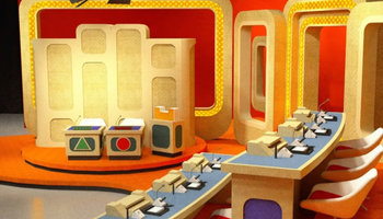 InQUEERy: Guess the Straight Person