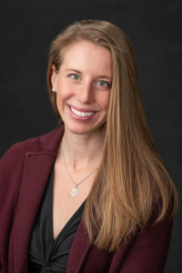 Headshot of Julia Wykoff