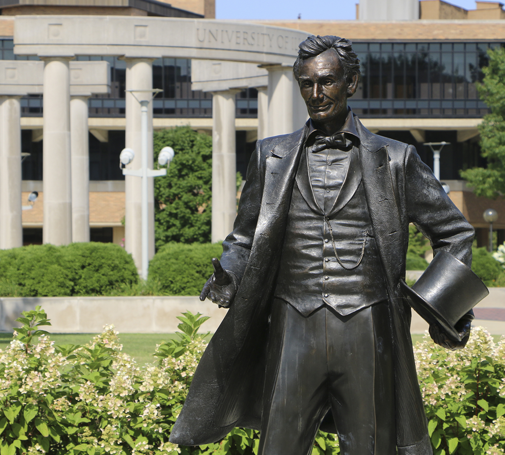 Lincoln Statue