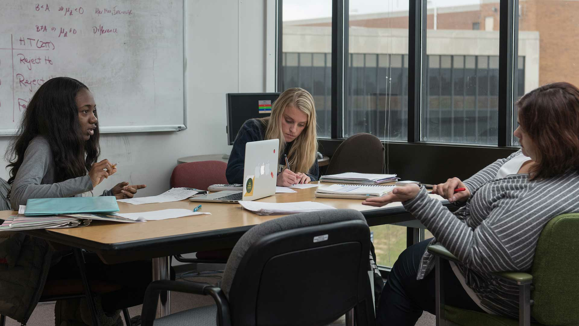 students in learning hub