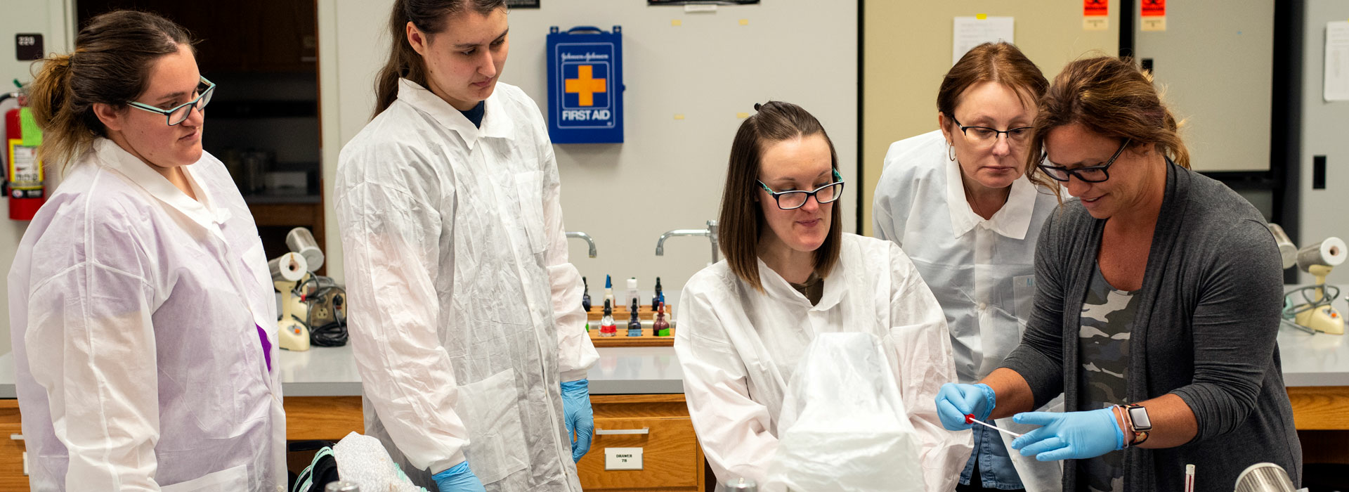 students in the lab