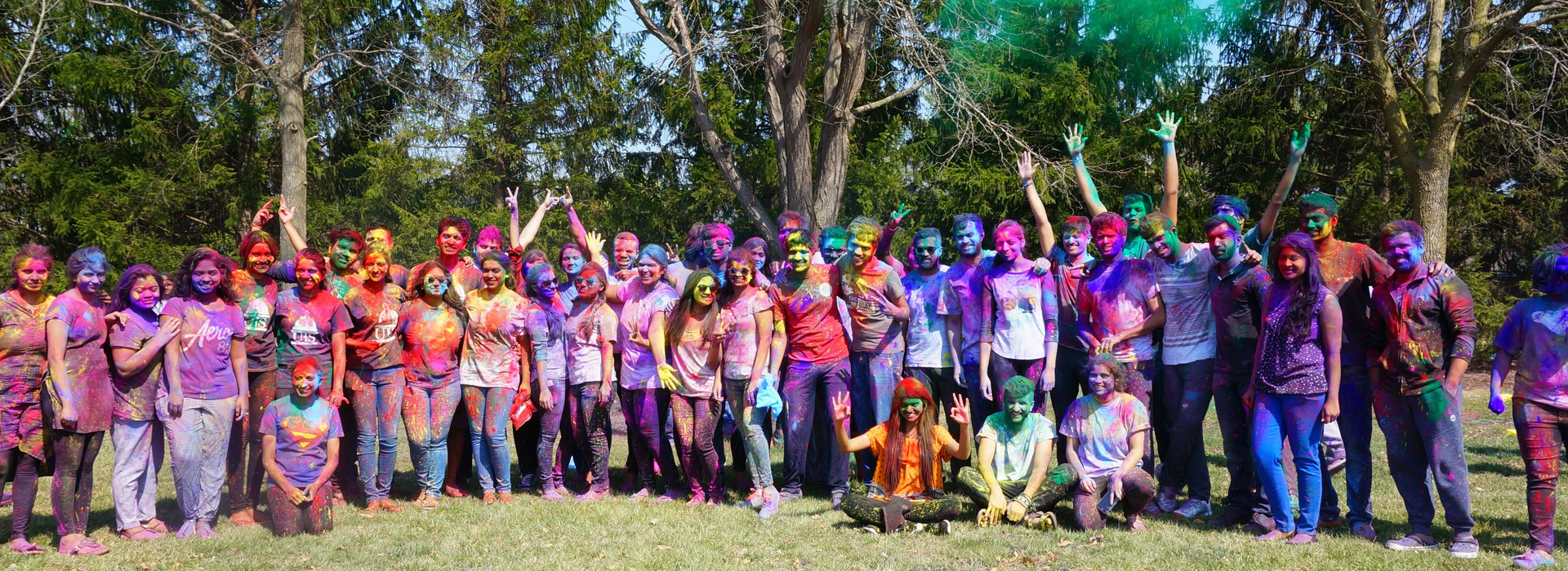 group photo of the students participating in Holi