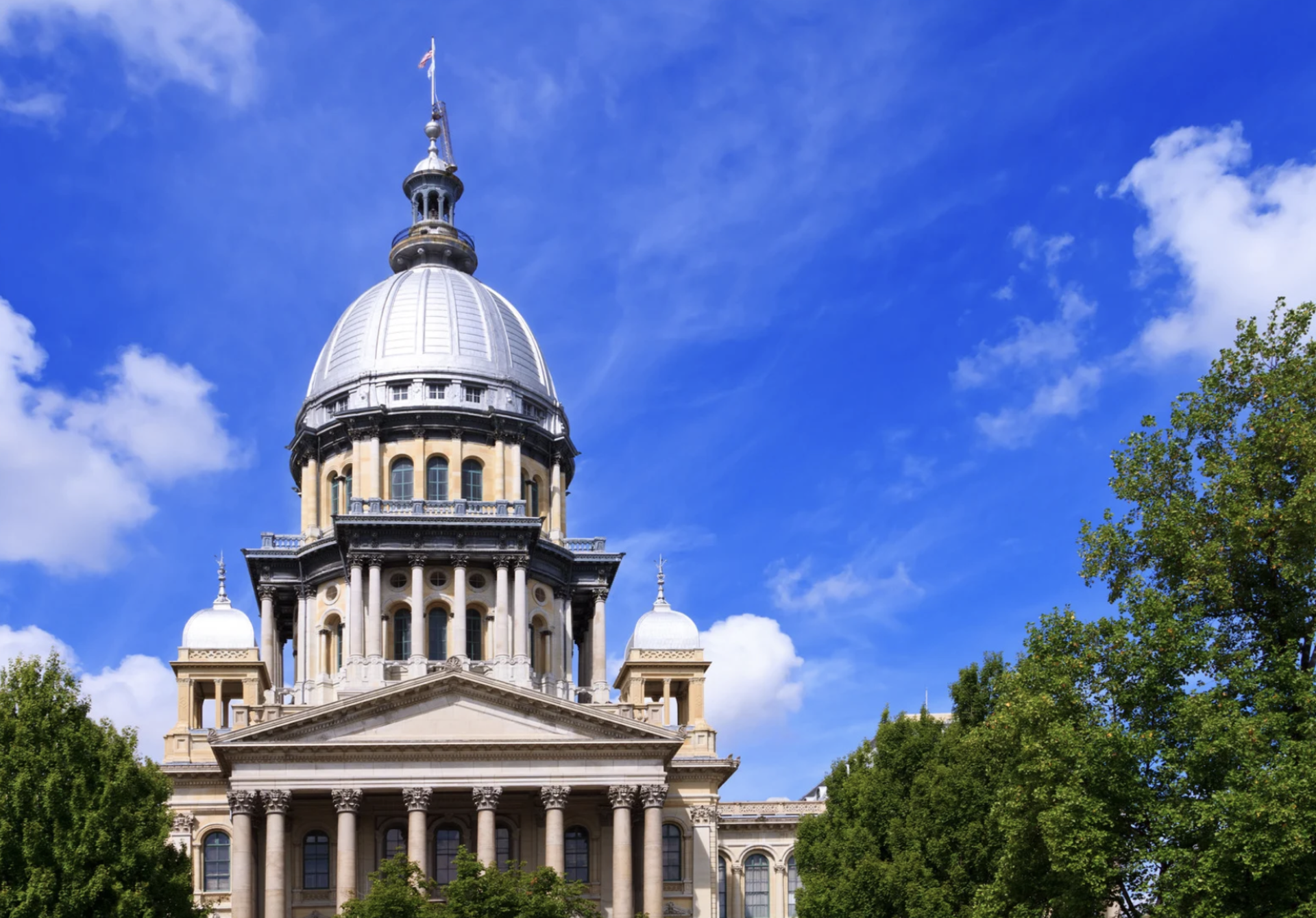 Springfield's Capital State building 